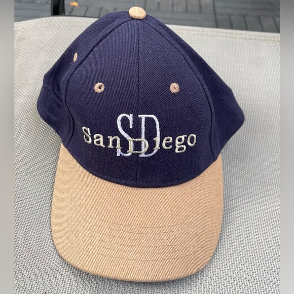 DBA Athletic Wear Men’s Embroidered San Diego Navy & Khaki Baseball Hat Size S - Picture 1 of 8